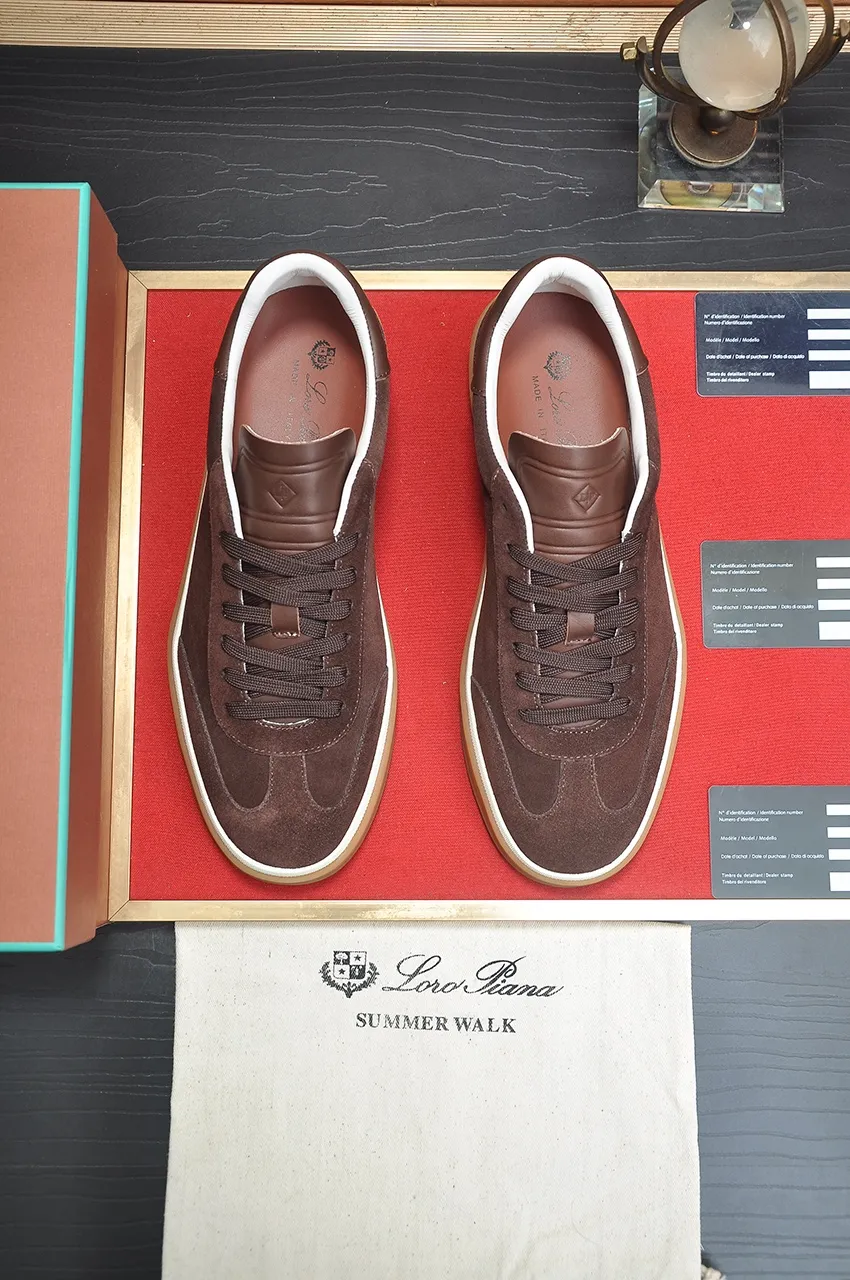 Men's men's shoes 💰540💶【𝐥𝐨𝐫𝐨 𝐏𝐢𝐚𝐧𝐚】lp classic loafers, an Italian treasure brand, the only brand that can match Hermès! Only after wearing it do we realize that we cannot let down our feet. The upper is imported cashmere, the lining of water-dyed cowhide ➕ the cowhide feet, the official original glass rubber outsole, and the pendant. Exclusive original packaging (tag ➕ brand paper ➕ outer box ➕ hand bag) code number: 38-45